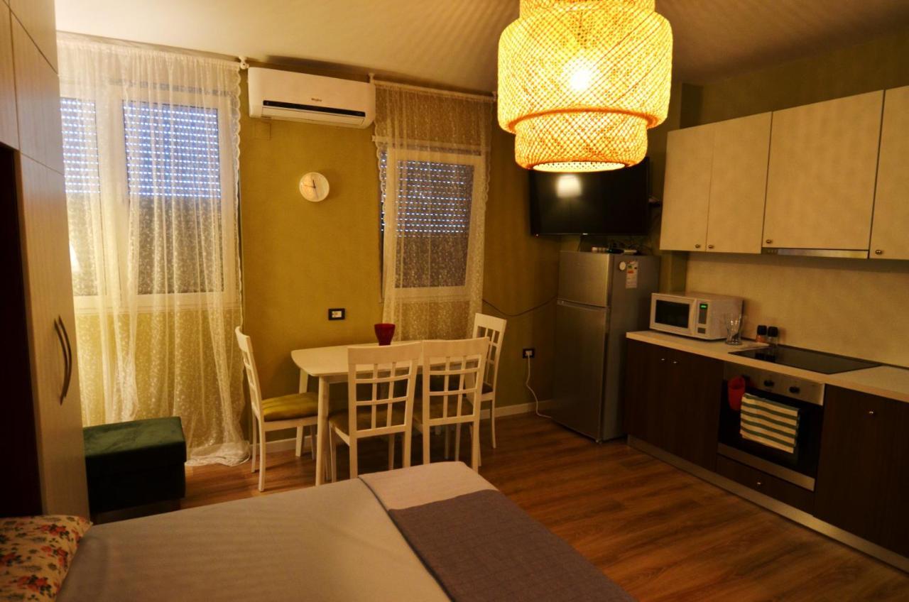 Studio Silva 2 Tirana Eksteriør billede